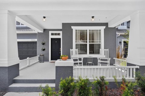 House in Orlando, Florida 4 bedrooms, 290.23 sq.m. № 2342069 - photo 4