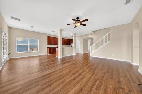 House in Orlando, Florida 4 bedrooms, 290.23 sq.m. № 2342069 - photo 21