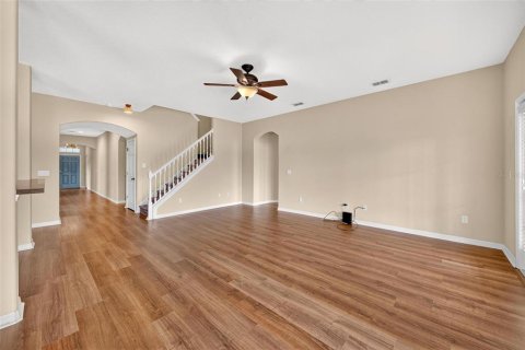 House in Orlando, Florida 4 bedrooms, 290.23 sq.m. № 2342069 - photo 22