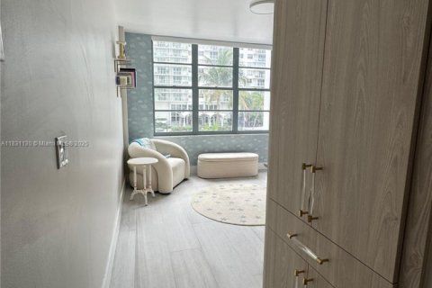 Купить кондоминиум в Майами-Бич, Флорида 2 спальни, 95.69м2, № 1980128 - фото 14