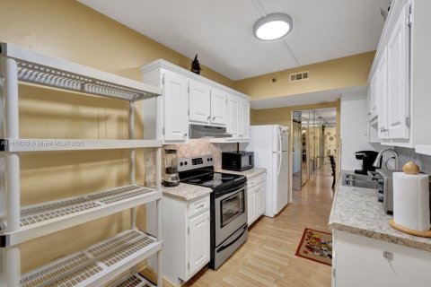 Condominio en venta en Hollywood, Florida, 1 dormitorio, 78.41 m2 № 1928978 - foto 18