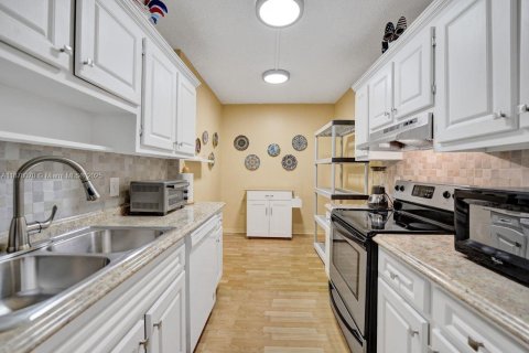 Condominio en venta en Hollywood, Florida, 1 dormitorio, 78.41 m2 № 1928978 - foto 14