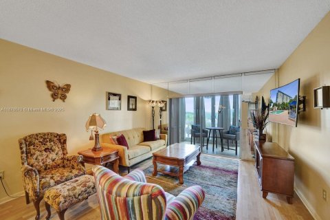 Condominio en venta en Hollywood, Florida, 1 dormitorio, 78.41 m2 № 1928978 - foto 8