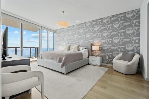 Condo in Sunny Isles Beach, Florida, 2 bedrooms  № 1999110 - photo 12
