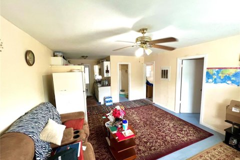 Immobilier commercial à vendre à Altamonte Springs, Floride: 4 chambres, 116.13 m2 № 1422329 - photo 2