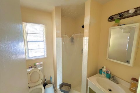 Immobilier commercial à vendre à Altamonte Springs, Floride: 4 chambres, 116.13 m2 № 1422329 - photo 6