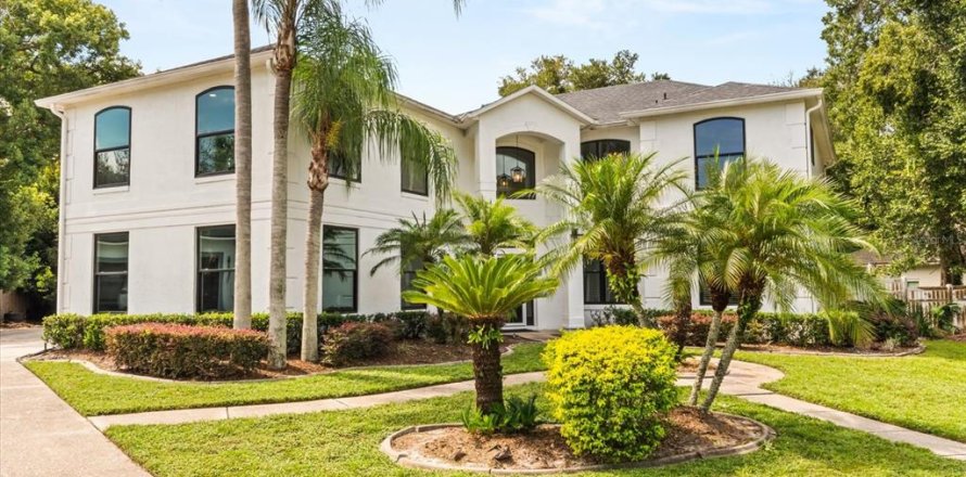 Villa ou maison à Maitland, Floride 4 chambres, 357.95 m2 № 1907623