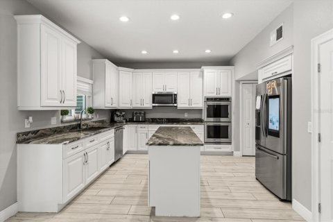 Casa en venta en Maitland, Florida, 4 dormitorios, 357.95 m2 № 1907623 - foto 12