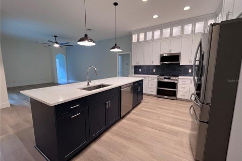 Casa en alquiler en Orlando, Florida, 4 dormitorios, 243.5 m2 № 1917453 - foto 5