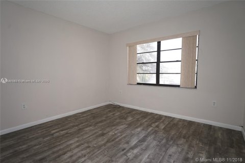 Copropriété à louer à Coral Gables, Floride: 2 chambres, 95.13 m2 № 1977973 - photo 9