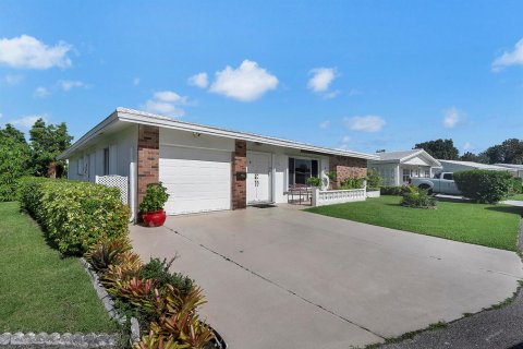 Villa ou maison à vendre à Tamarac, Floride: 3 chambres, 156.26 m2 № 2085160 - photo 2