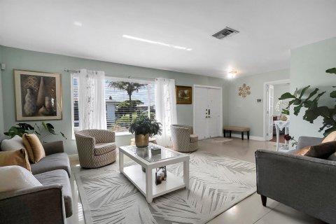 Villa ou maison à vendre à Tamarac, Floride: 3 chambres, 156.26 m2 № 2085160 - photo 6