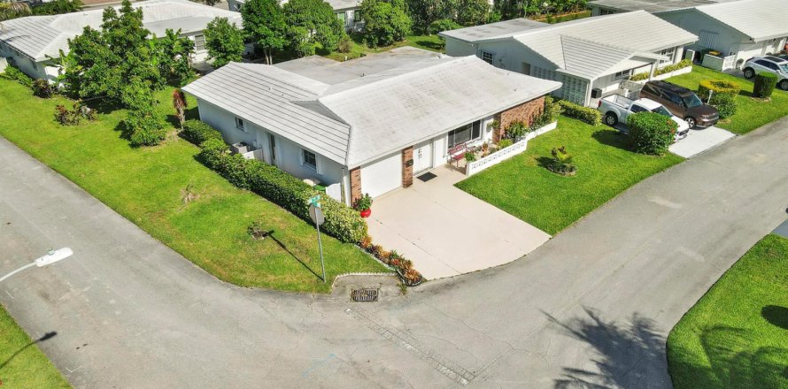 Villa ou maison à Tamarac, Floride 3 chambres, 156.26 m2 № 2085160
