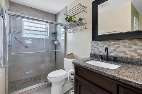 Villa ou maison à vendre à Tamarac, Floride: 3 chambres, 156.26 m2 № 2085160 - photo 30