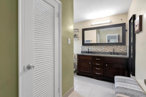 Villa ou maison à vendre à Tamarac, Floride: 3 chambres, 156.26 m2 № 2085160 - photo 29