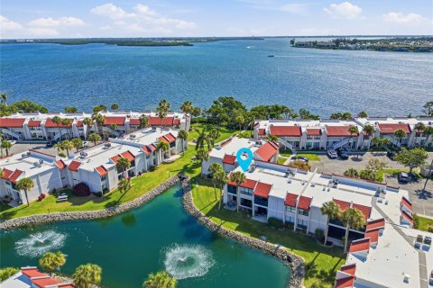 Condo in Bradenton Beach, Florida, 1 bedroom  № 2208777