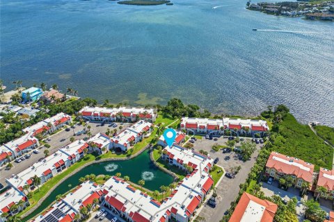 Condo in Bradenton Beach, Florida, 1 bedroom  № 2208777 - photo 26