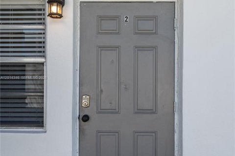 Villa ou maison à louer à Dania Beach, Floride: 1 chambre, 65.03 m2 № 2076452 - photo 16