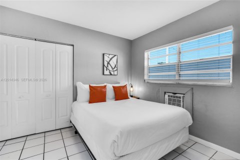Villa ou maison à louer à Dania Beach, Floride: 1 chambre, 65.03 m2 № 2076452 - photo 10