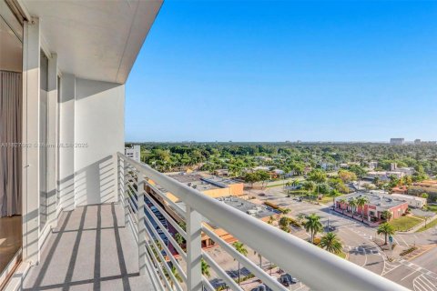 Copropriété à vendre à Hollywood, Floride: 1 chambre, 81.38 m2 № 1799512 - photo 17