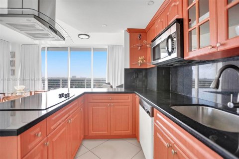 Copropriété à vendre à Hollywood, Floride: 1 chambre, 81.38 m2 № 1799512 - photo 21