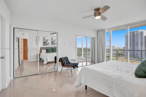 Copropriété à vendre à Hollywood, Floride: 1 chambre, 81.38 m2 № 1799512 - photo 3