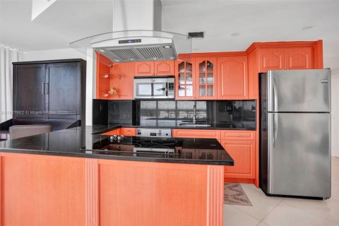 Copropriété à vendre à Hollywood, Floride: 1 chambre, 81.38 m2 № 1799512 - photo 11