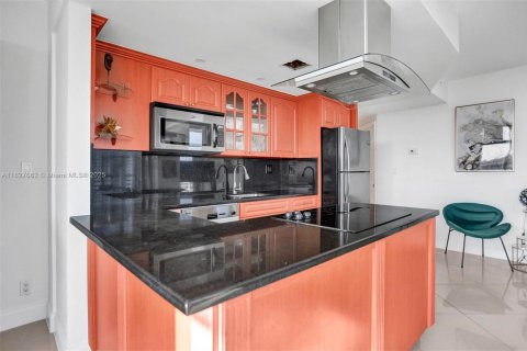 Copropriété à vendre à Hollywood, Floride: 1 chambre, 81.38 m2 № 1799512 - photo 12