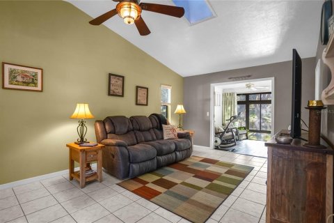 Condo in Hernando, Florida, 2 bedrooms  № 2106291 - photo 13