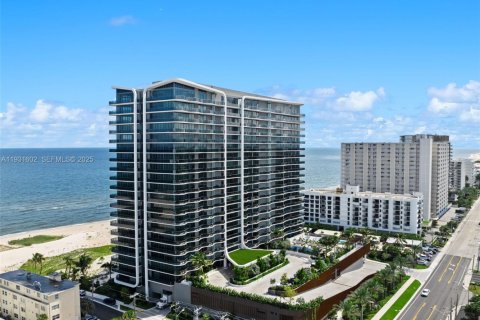 Condo in Pompano Beach, Florida, 3 bedrooms  № 1991708 - photo 10