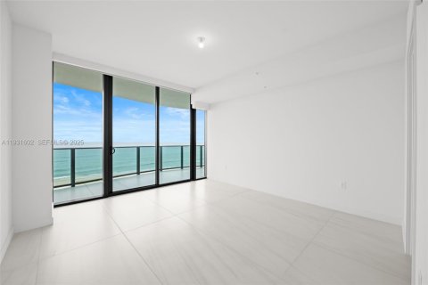 Condo in Pompano Beach, Florida, 3 bedrooms  № 1991708 - photo 29