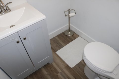 Copropriété à vendre à Miami, Floride: 1 chambre, 83.43 m2 № 1990316 - photo 24