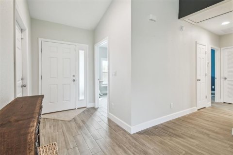 Casa en venta en Valrico, Florida, 4 dormitorios, 179.21 m2 № 1844876 - foto 3