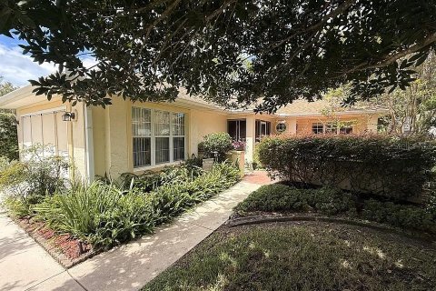 Villa ou maison à Ocala, Floride 2 chambres, 100.24 m2 № 2430829