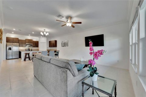 Touwnhouse à louer à Tampa, Floride: 4 chambres, 192.96 m2 № 2408240 - photo 8