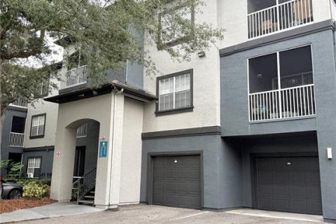 Condominio en venta en Temple Terrace, Florida, 2 dormitorios, 103.59 m2 № 1888694 - foto 1