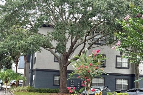 Condominio en venta en Temple Terrace, Florida, 2 dormitorios, 103.59 m2 № 1888694 - foto 3