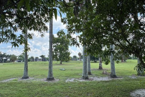 Купить виллу или дом в Хайалиа, Флорида 5 спален, 291.16м2, № 1957977 - фото 15