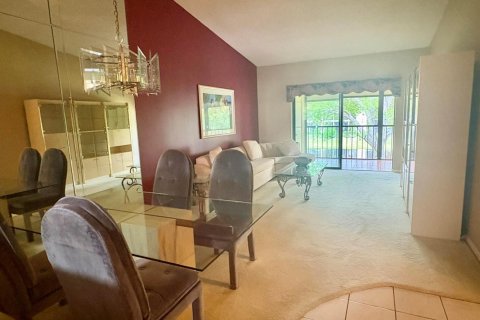Condo in Lake Worth, Florida, 2 bedrooms  № 2245532 - photo 7