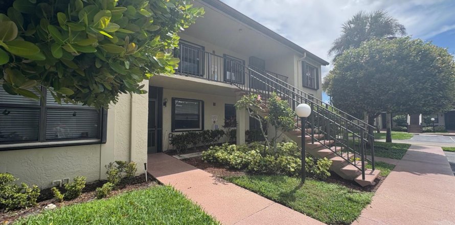 Condo in Lake Worth, Florida, 2 bedrooms  № 2245532