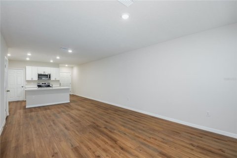 Casa en venta en Dade City, Florida, 3 dormitorios, 159.79 m2 № 2198072 - foto 12