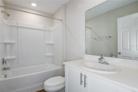 Casa en venta en Dade City, Florida, 3 dormitorios, 159.79 m2 № 2198072 - foto 15