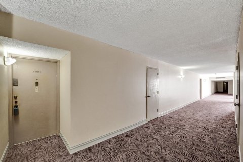 Condo in Hollywood, Florida, 2 bedrooms № 2173927 - photo 7