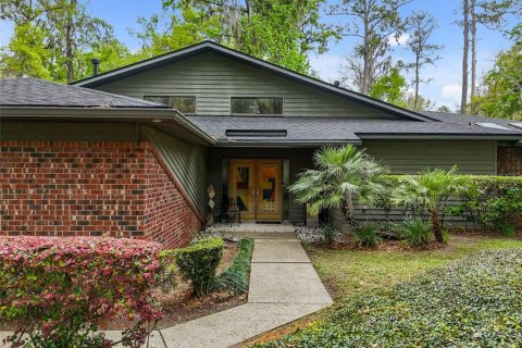 Villa ou maison à vendre à Alachua, Floride: 4 chambres, 249.63 m2 № 1615004 - photo 2