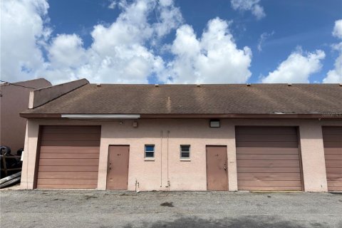 Commercial property in Port Charlotte, Florida 1647.16 sq.m. № 2097519