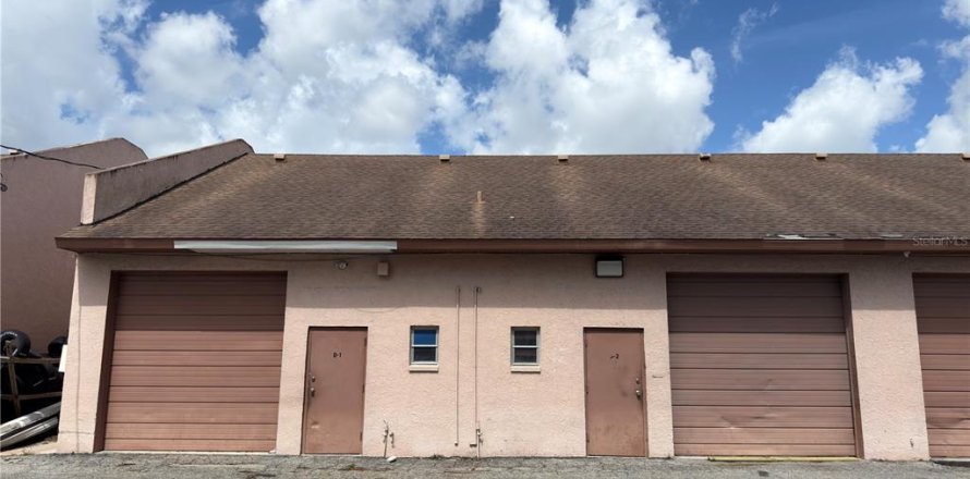 Commercial property in Port Charlotte, Florida 1647.16 sq.m. № 2097519