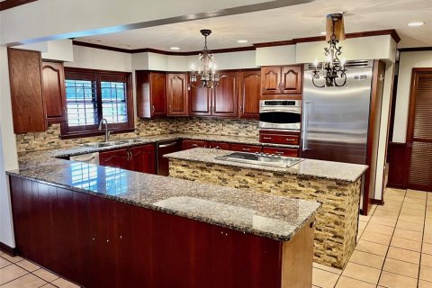 Casa en alquiler en Dade City, Florida, 4 dormitorios, 309.64 m2 № 1783328 - foto 19
