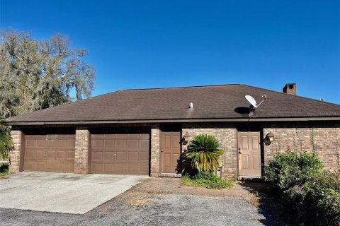 Casa en alquiler en Dade City, Florida, 4 dormitorios, 309.64 m2 № 1783328 - foto 2