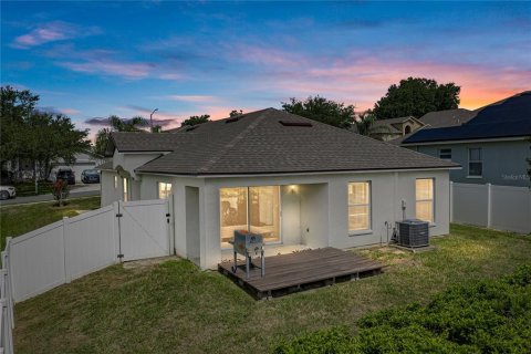 Villa ou maison à vendre à Zephyrhills, Floride: 3 chambres, 125.42 m2 № 2219252 - photo 30