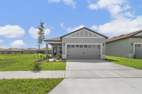 House in Lake Alfred, Florida 3 bedrooms, 114.36 sq.m. № 1902556 - photo 3